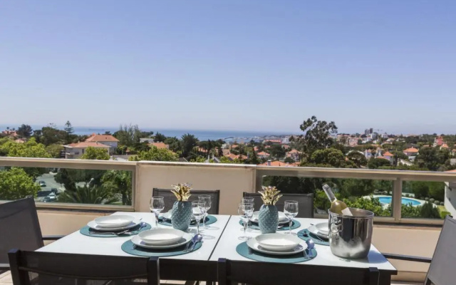 Estoril Queen s Apartment by Cadenzalux