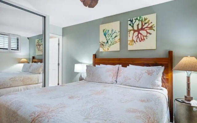 Kihei Surfside, #213 1 Bedroom Condo by RedAwning