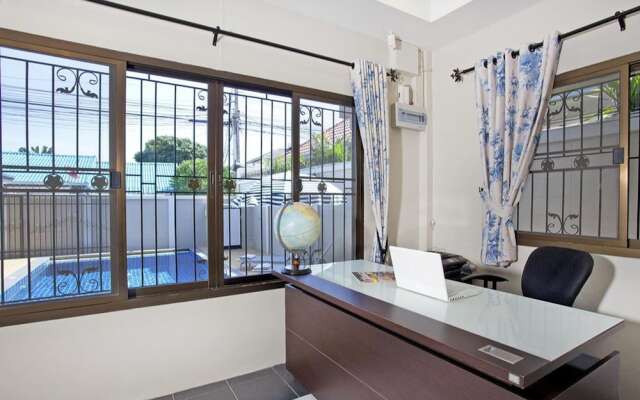 Pool Villa Tanzanite near Walking Street 2