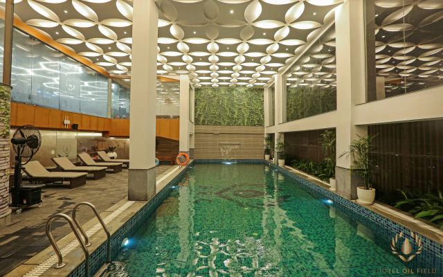 Hotel Oil Field