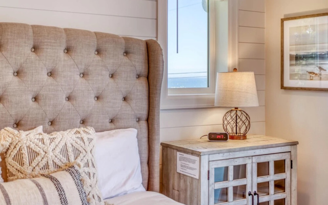 Luxurious Ocean Views and Fun Amenities - Gorgeous Beach Retreat