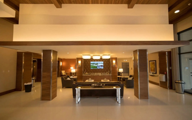 Sheraton Redding Hotel at the Sundial Bridge