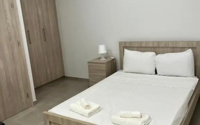 Modern city center studio saripolou