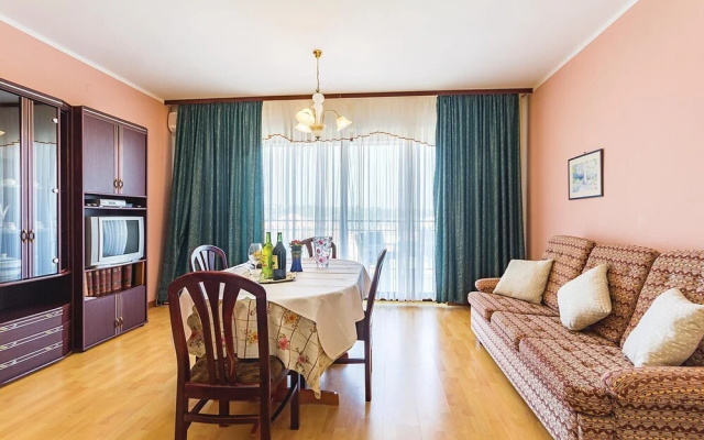 Beautiful Home in Volme With Wifi and 2 Bedrooms