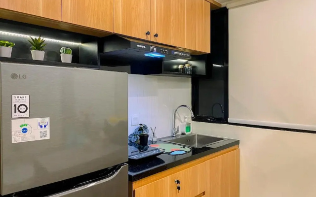 Simply And Homey 1Br With Extra Room At Meikarta Apartment