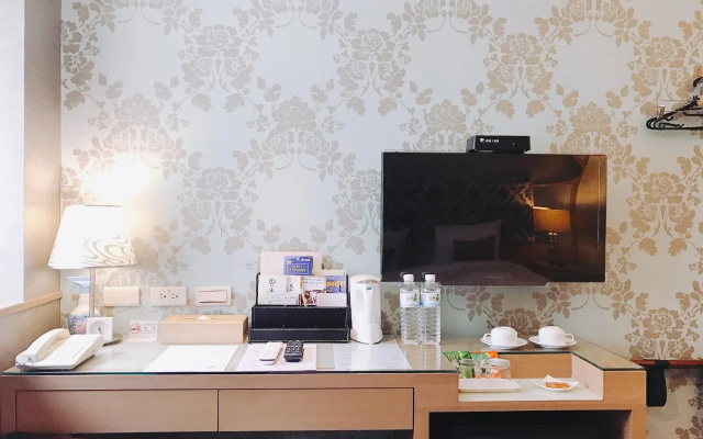Ginza Hotel