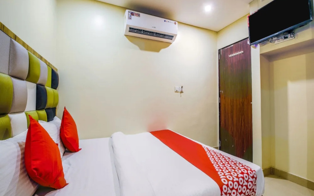 OYO 14432 Jeelan Palace