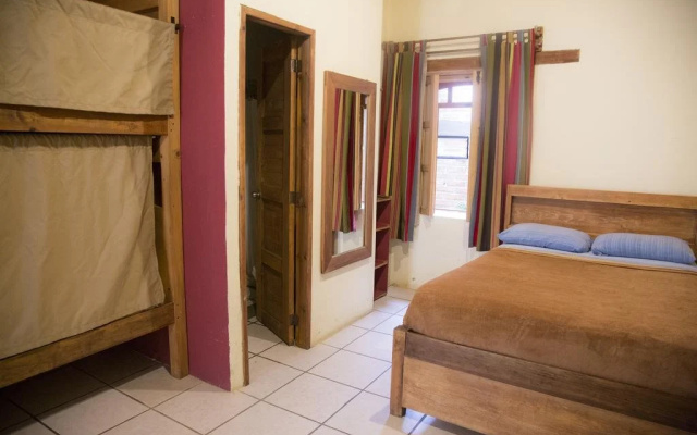 Puerta Vieja Hostel