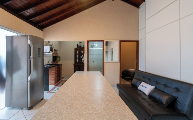 2-br House w/ Barbecue in Rio Tavares Mja0060