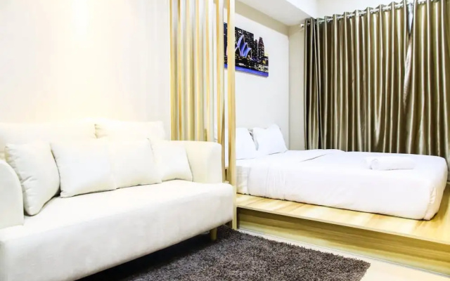 Comfortable and Clean Studio at The Oasis Apartment By Travelio