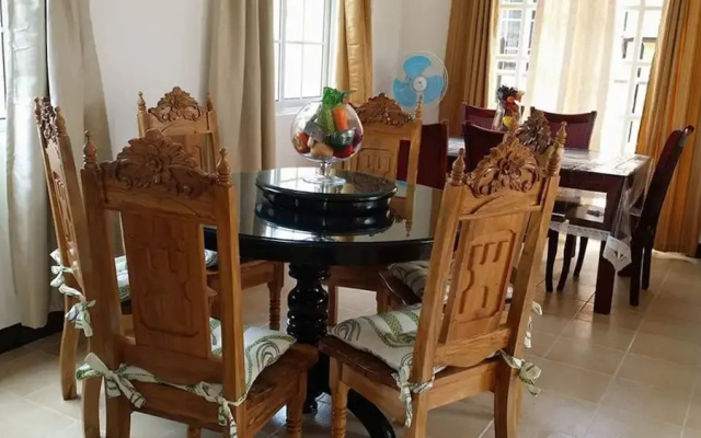 Ramyer Transient House Panglao