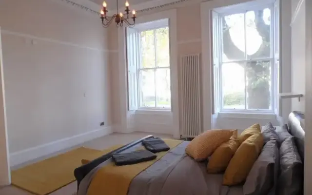 Spacious and Quiet Flat in the Heart of Finnieston