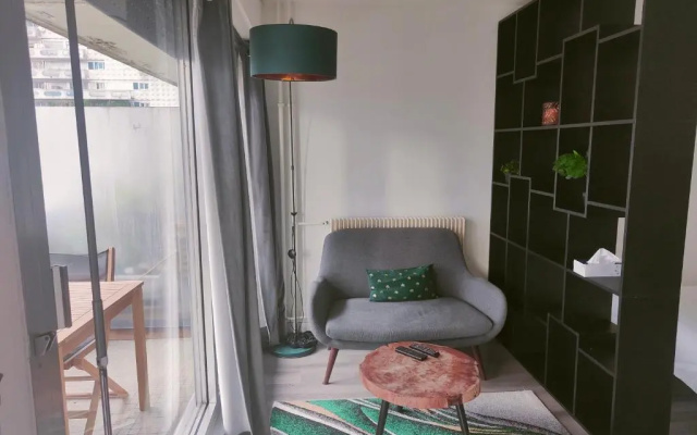Charmant Studio au coeur de la Défense / Paris