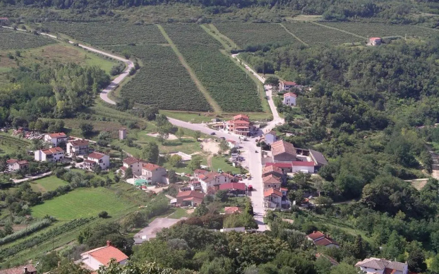 Guest House Nena