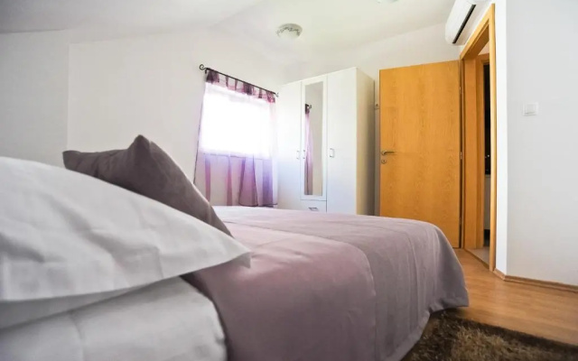 Apartmani ROKO