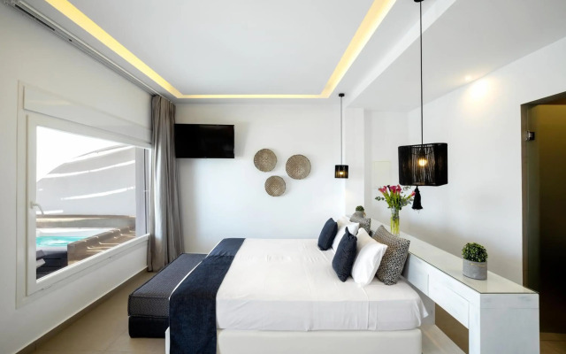 Tropicana Suites & Villas