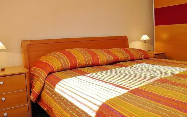 Apartments Leverić 230