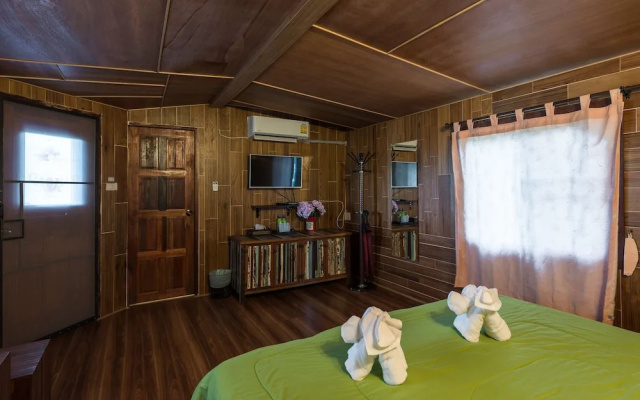 Alongkorn Farm and Resort