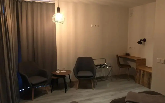 Hrafnavellir Guest House