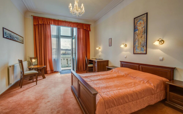 Hotel & Residence Royal Standard
