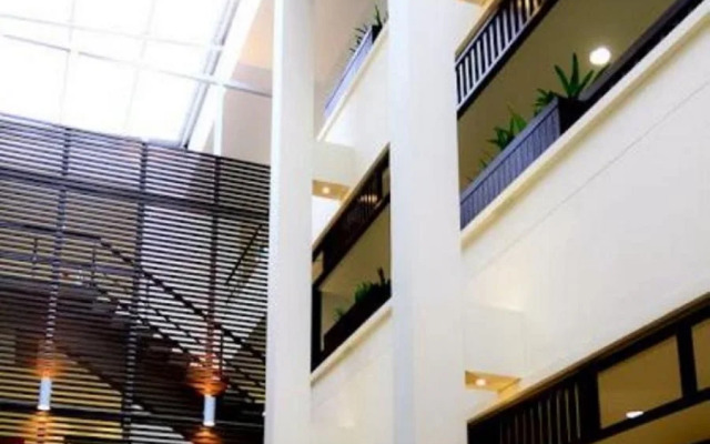 Salaya Pavilion Hotel