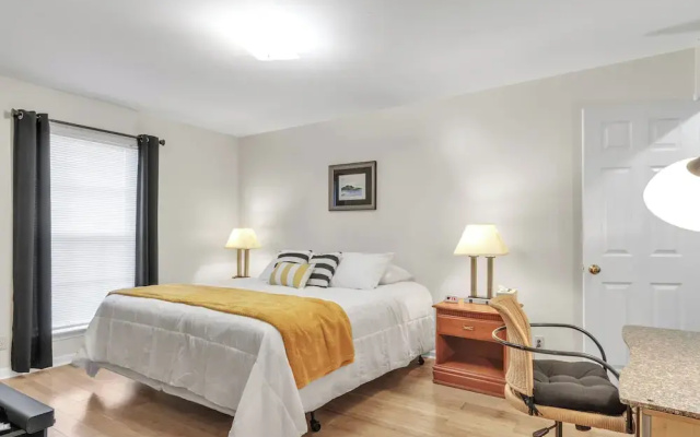 Comfy Condo