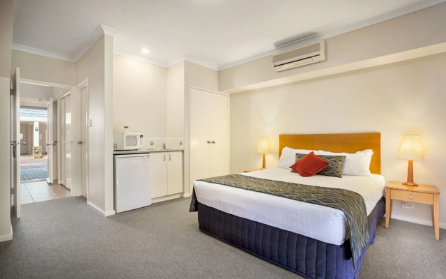 C Mandurah