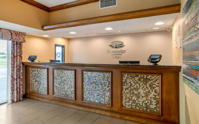 Econo Lodge Inn & Suites Foley - North Gulf Shores