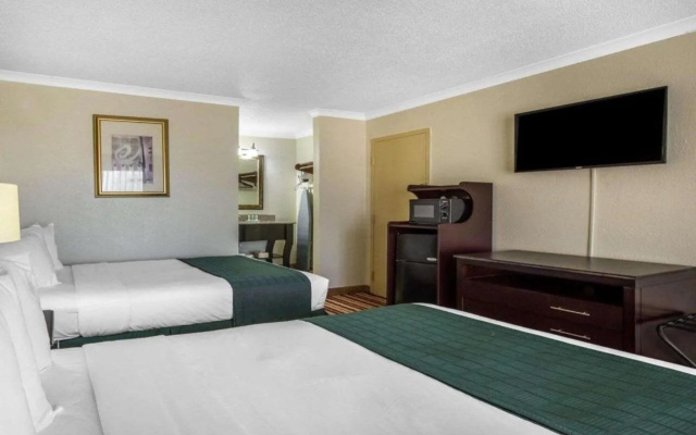 Quality Inn Richmond Hill - Savannah I-95