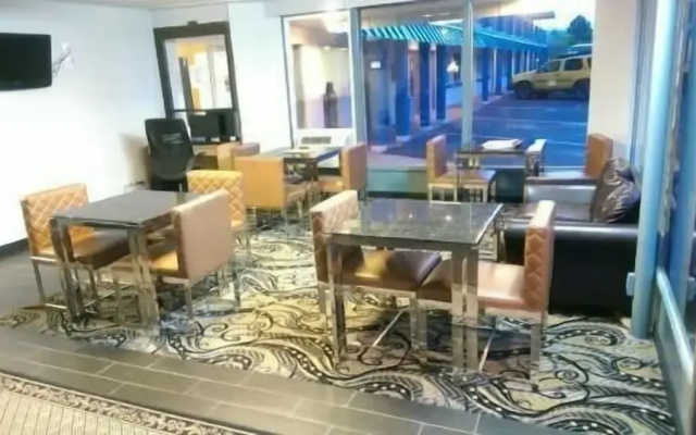 Rodeway Inn