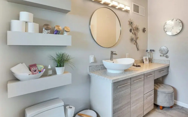 Dog-Friendly Getaway w/ Patio in Tucson!