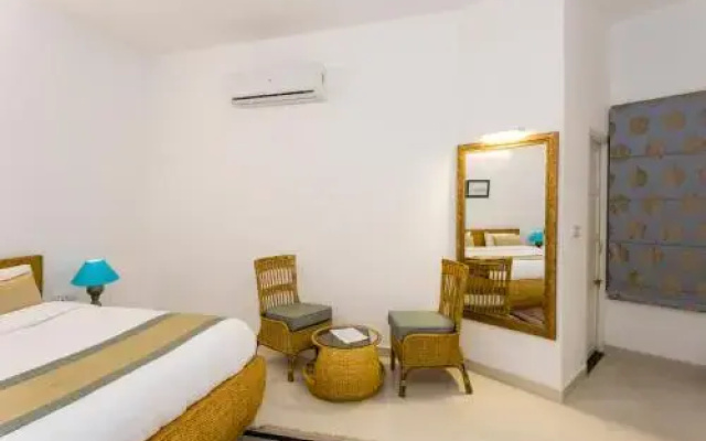 Aloukik Home Stay
