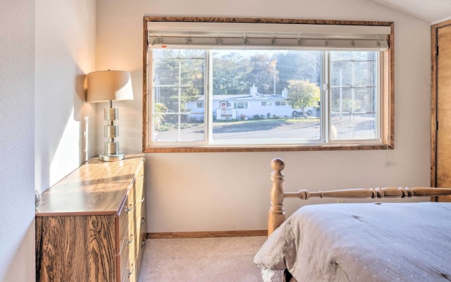Pet-friendly Rockaway Beach Home w/ Fire Pit!