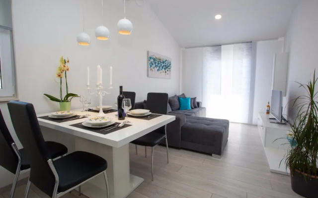 Apartment Ana