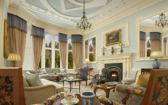 Crossbasket Castle Hotel & Restaurant