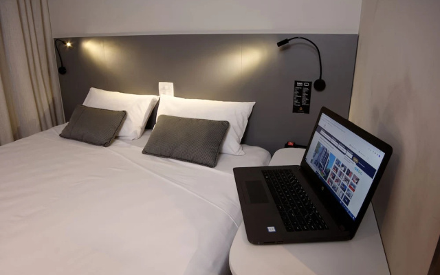 Golden Tower Express Berrini by Fenix Hotels