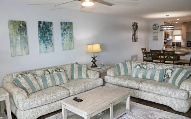 Island South 35