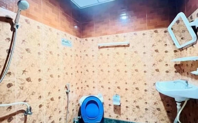 Patong Adventure Hostel