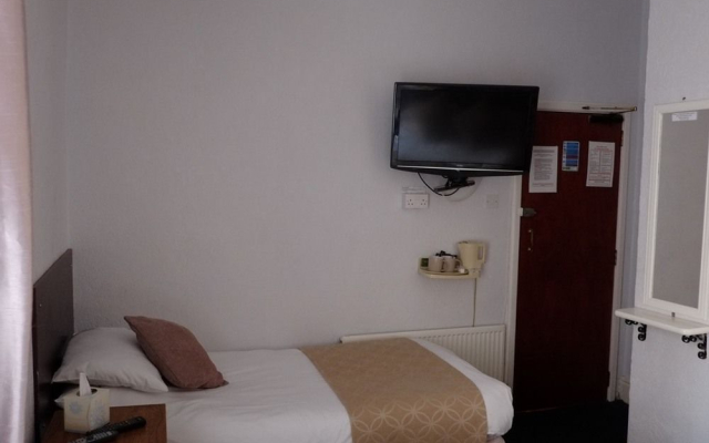 Thorncliffe Hotel
