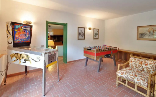 Villa La Bruscola by Mmega