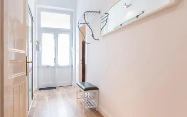 3 room apartment in the beautiful street