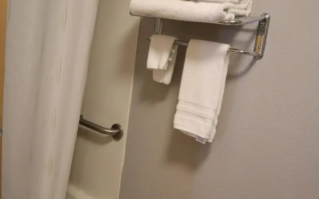 Express Inn & Suites