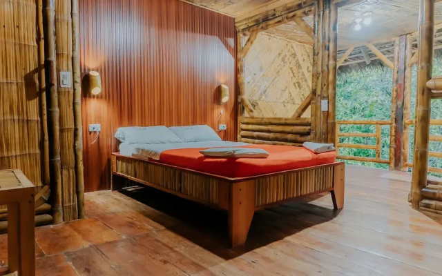 Piranha EcoLodge