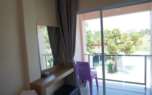 Porjai Resort Uthai Thani