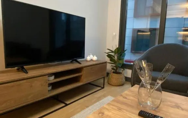Central Modern Apartment by Siena Suites