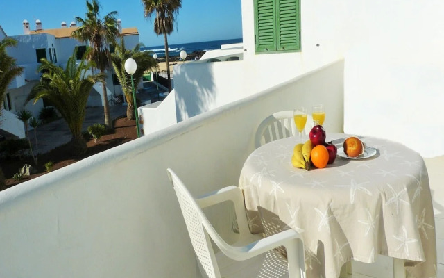 Ocean Balcony Apartment