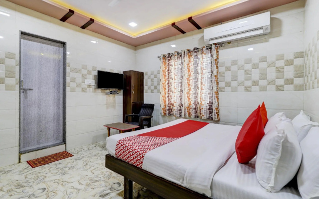 OYO 71795 Hotel Shakti Inn