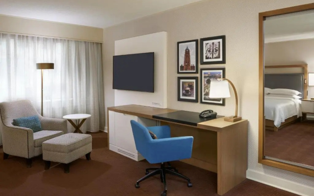 Sheraton Ottawa Hotel