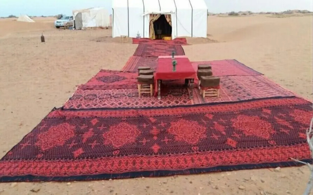 Erg Lihoudi Dunes & Bivouac