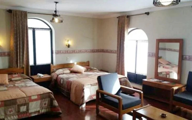 Colonial Hostal
